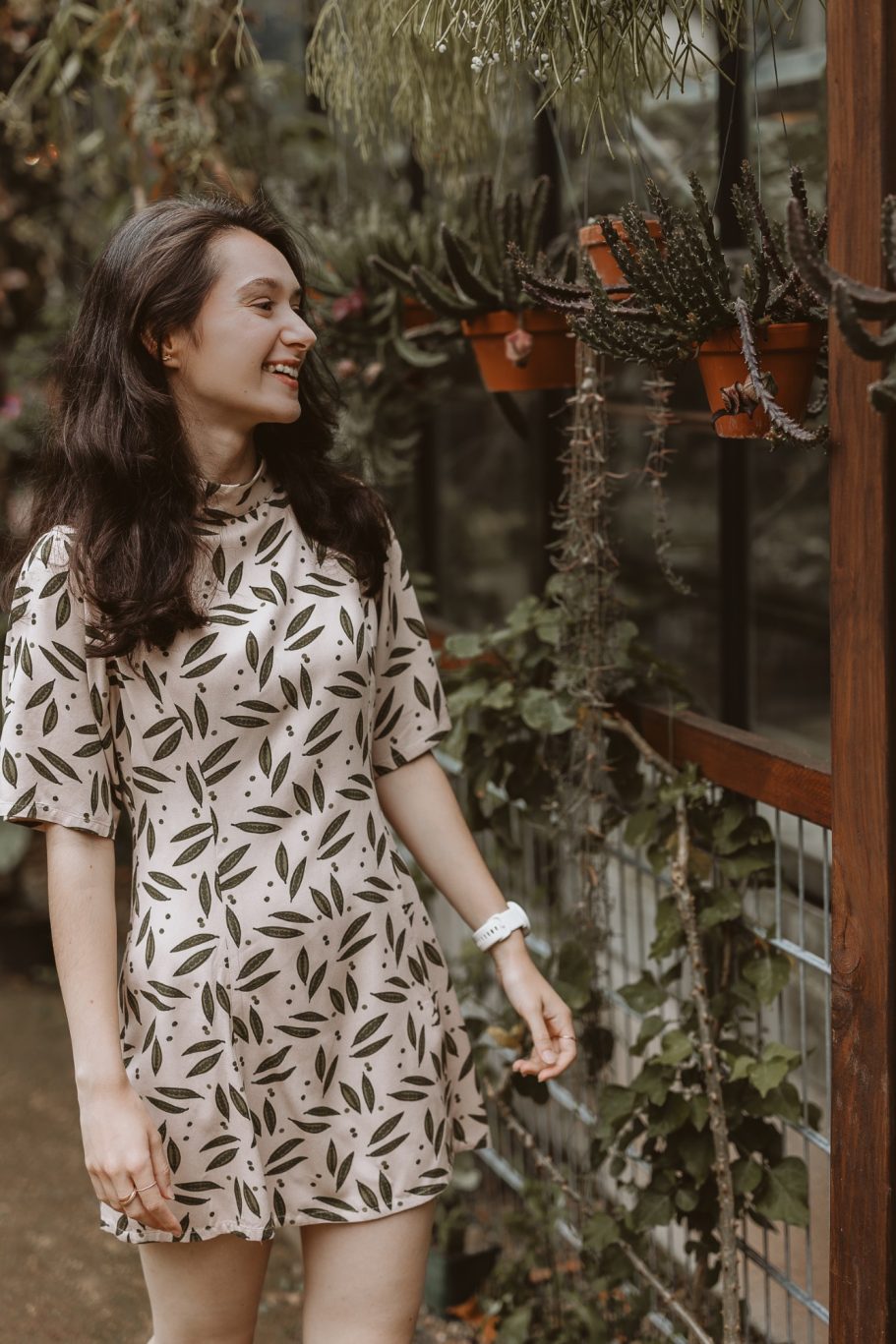 Portrait Frau Botanischer Garten Braunschweig 